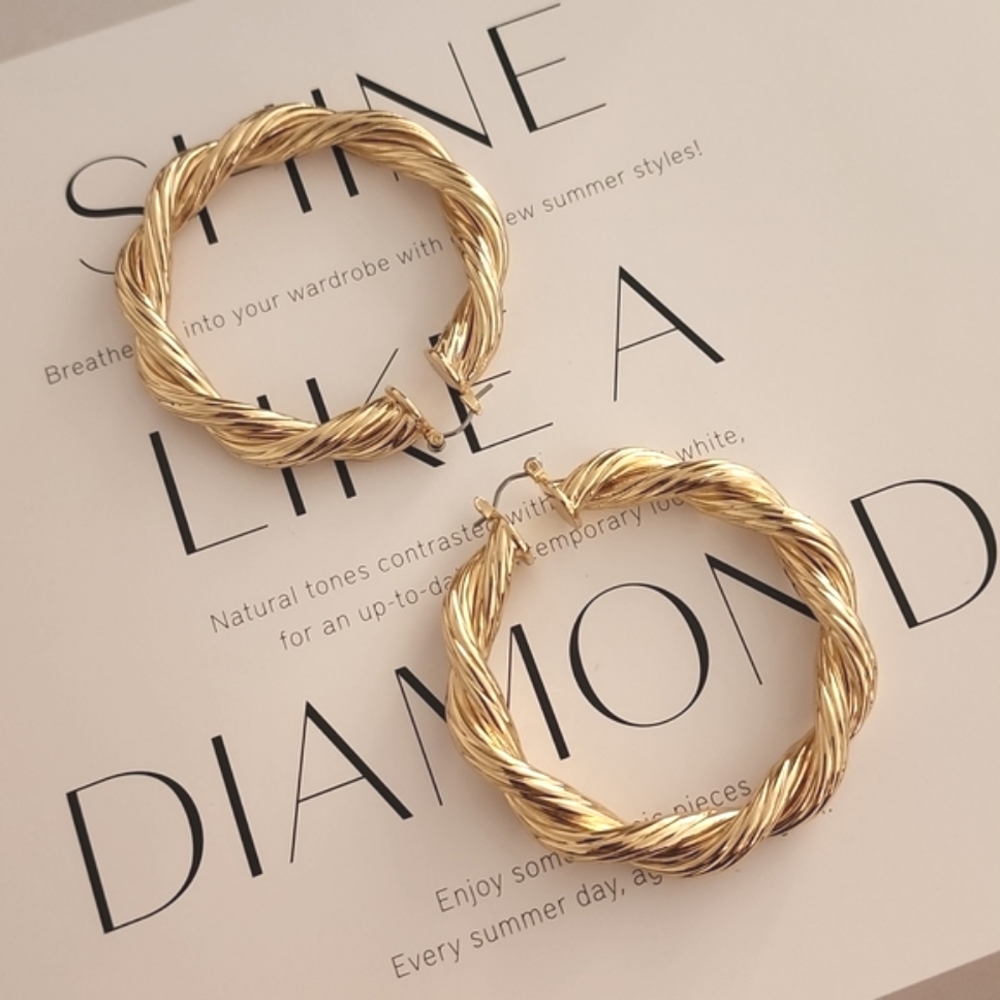 GOLD HOOP Earrings Twisted Chunky Thick Y2K Statement Hip Hop Hoops - Picture 11 of 16